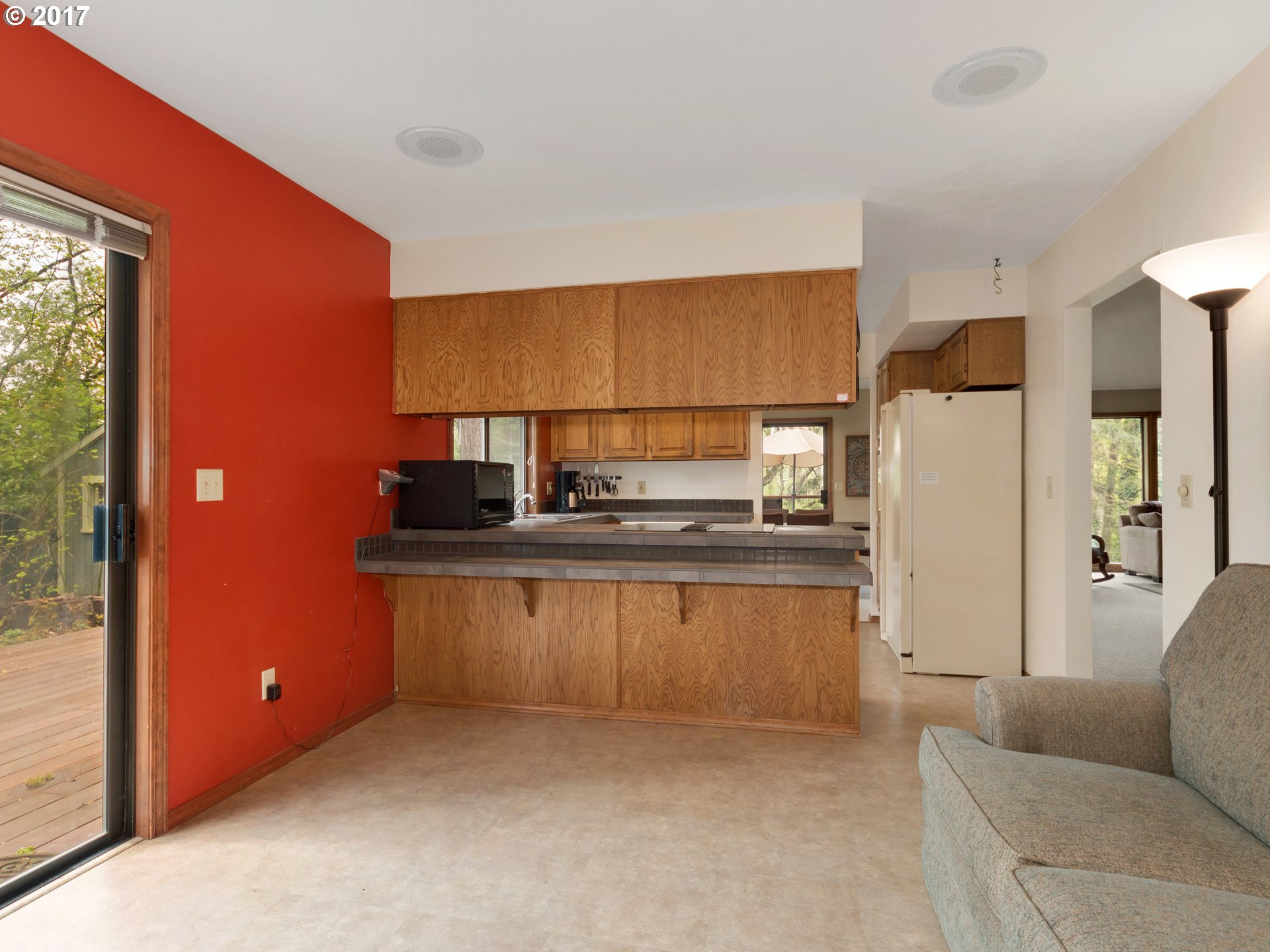 9590 Southwest Washington Street Portland, OR 97225 - Photo 10 of 30 Family Room
