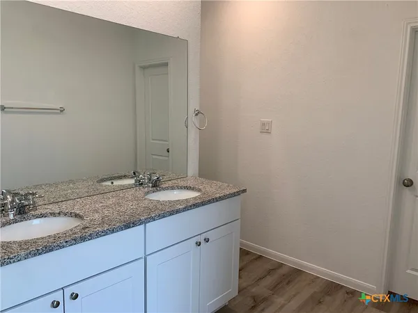 $2,295 | 415 Fig Tree Street, New Braunfels, TX 78130