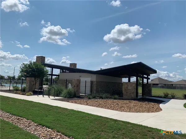 $2,295 | 415 Fig Tree Street, New Braunfels, TX 78130