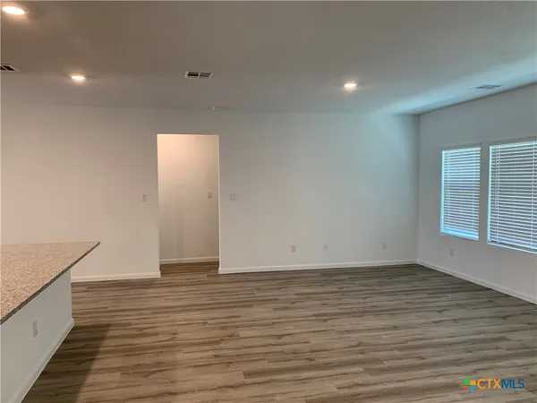 $2,295 | 415 Fig Tree Street, New Braunfels, TX 78130