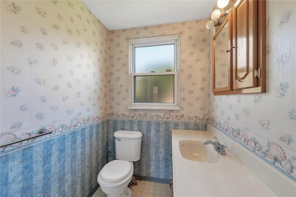 420 Hamil Road Verona, PA 15147 - Photo 13 of 23 Gallery Image 13