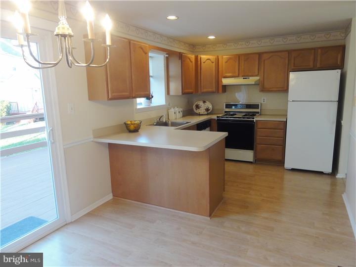 1031 Rafter Road Norristown, PA 19403 - Photo 4 of 21 Kitchen