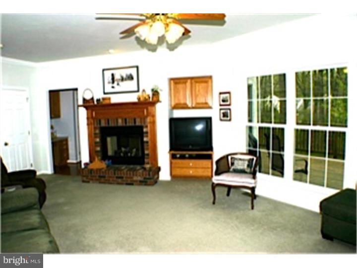 16 Forest Ridge Road Newark, DE 19711 - Photo 12 of 21 Family Room