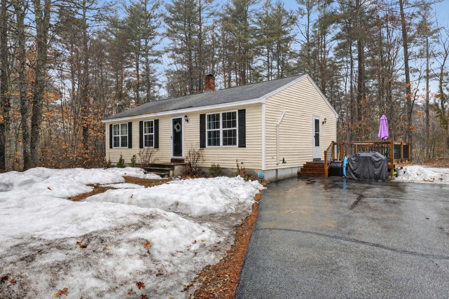 688 Townhouse Road East Waterboro, ME 04030 - Photo 1 of 26 Welcome to 688 Townhouse Road