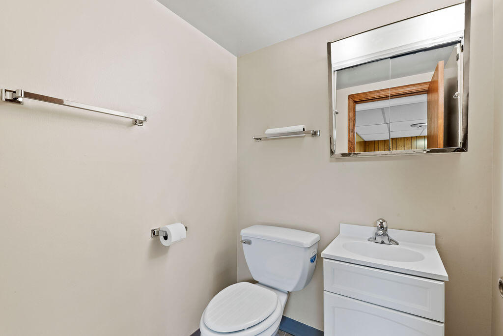 944 South Ridge Street Crown Point, IN 46307 - Photo 14 of 15 1024x684