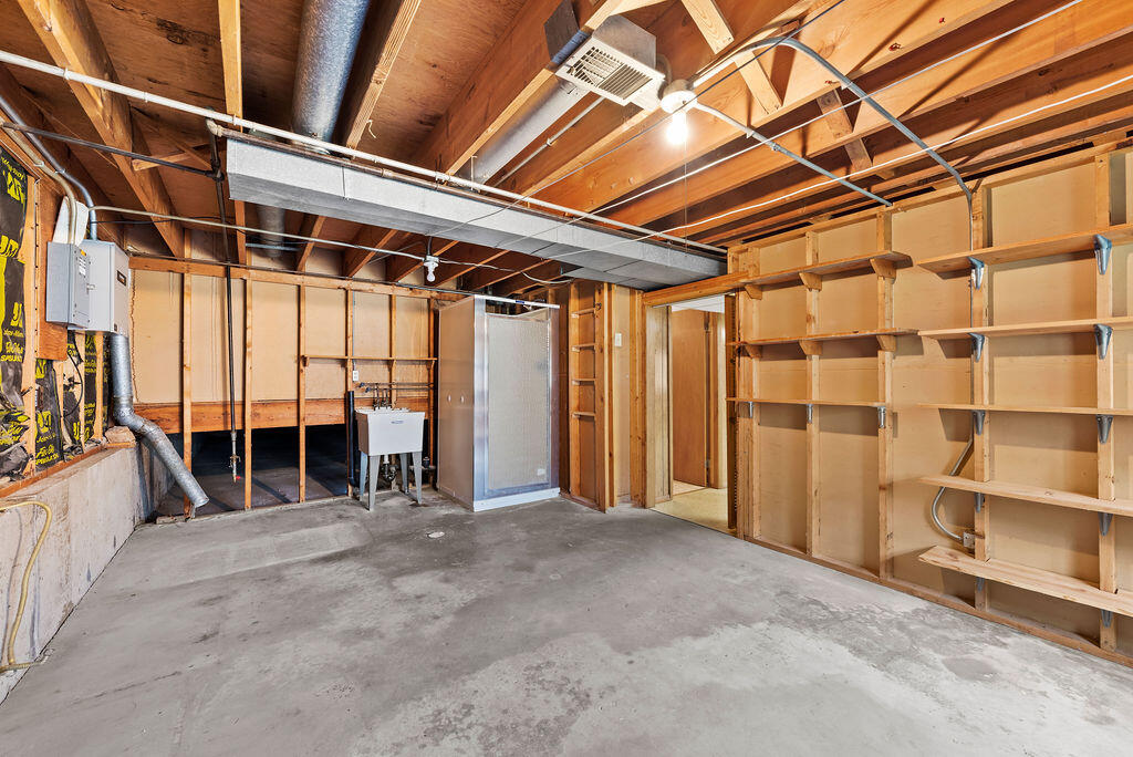 944 South Ridge Street Crown Point, IN 46307 - Photo 15 of 15 1024x684