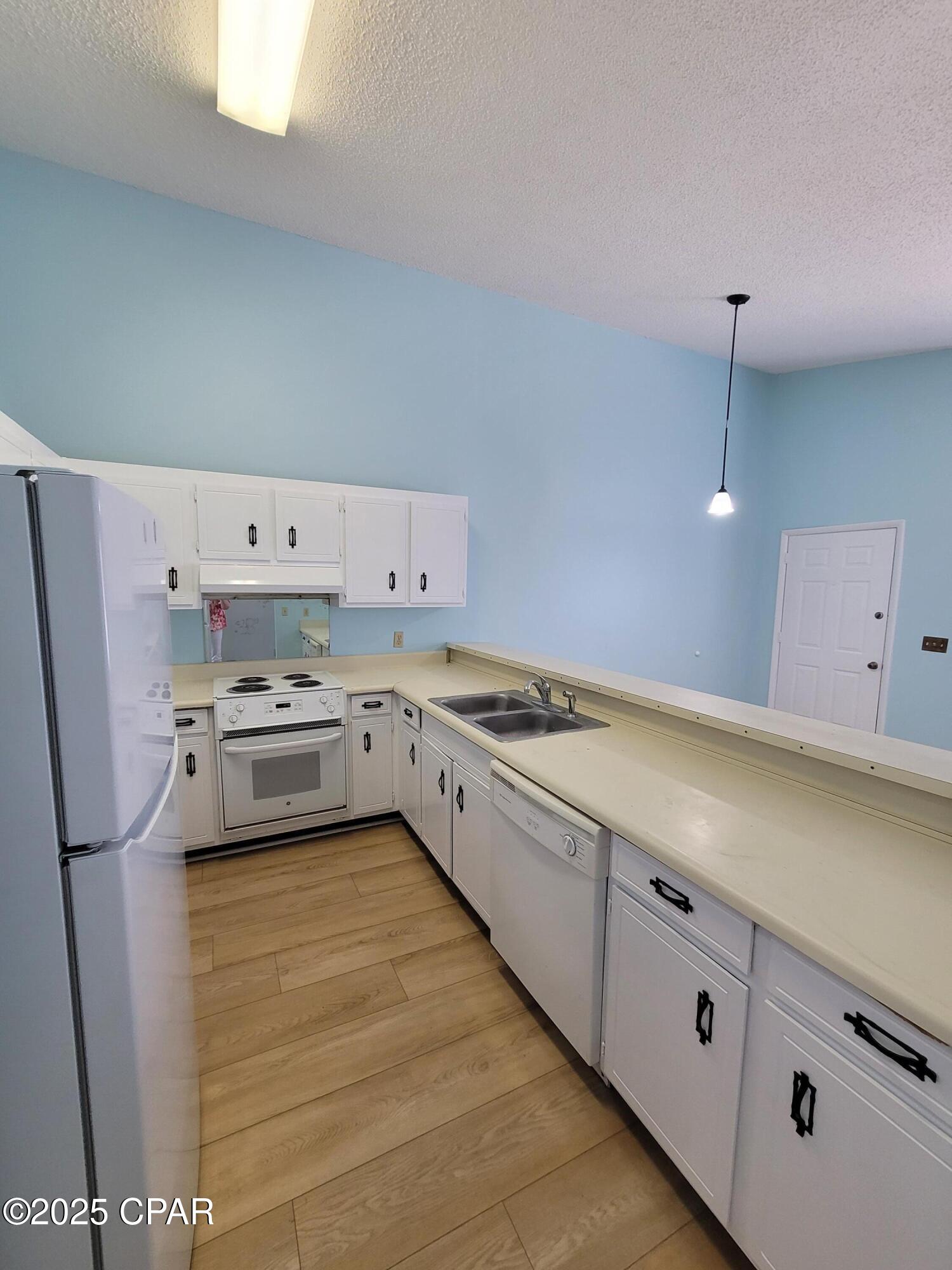 5500 Sunset Avenue, Unit B Panama City Beach, FL 32408 - Photo 6 of 20