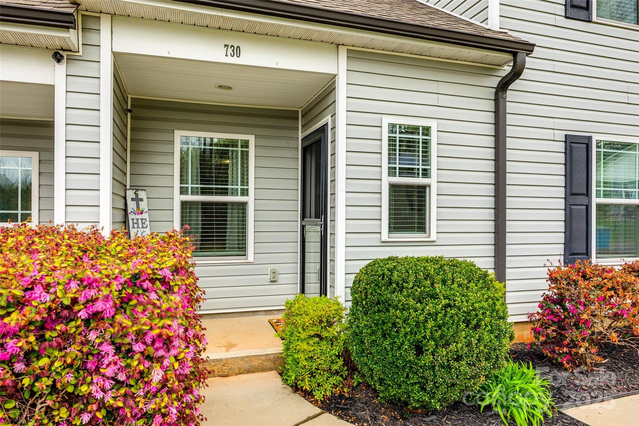 730 Shuttles Way Fort Mill, SC 29715 - Photo 2 of 27