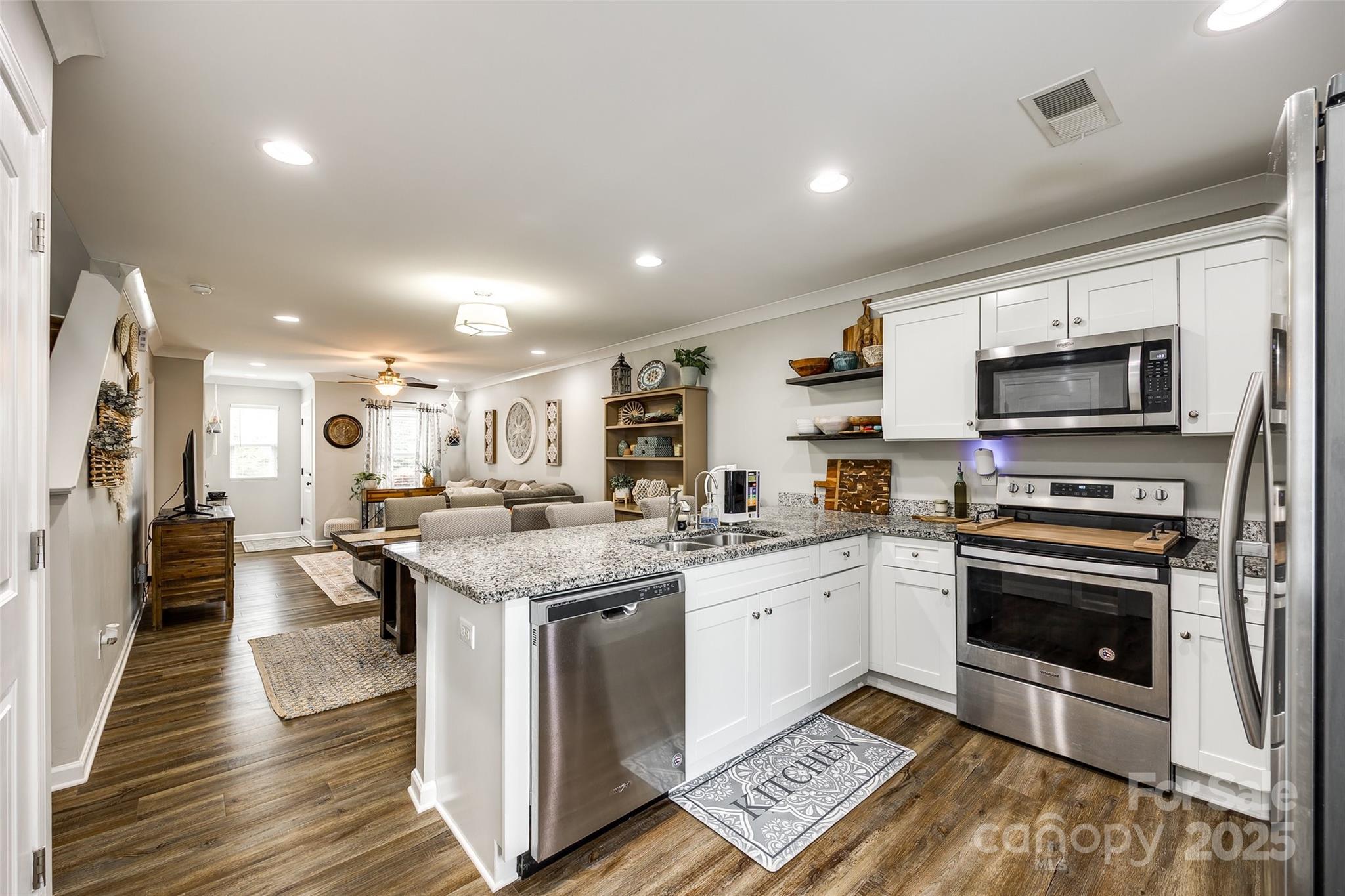 730 Shuttles Way Fort Mill, SC 29715 - Photo 10 of 27