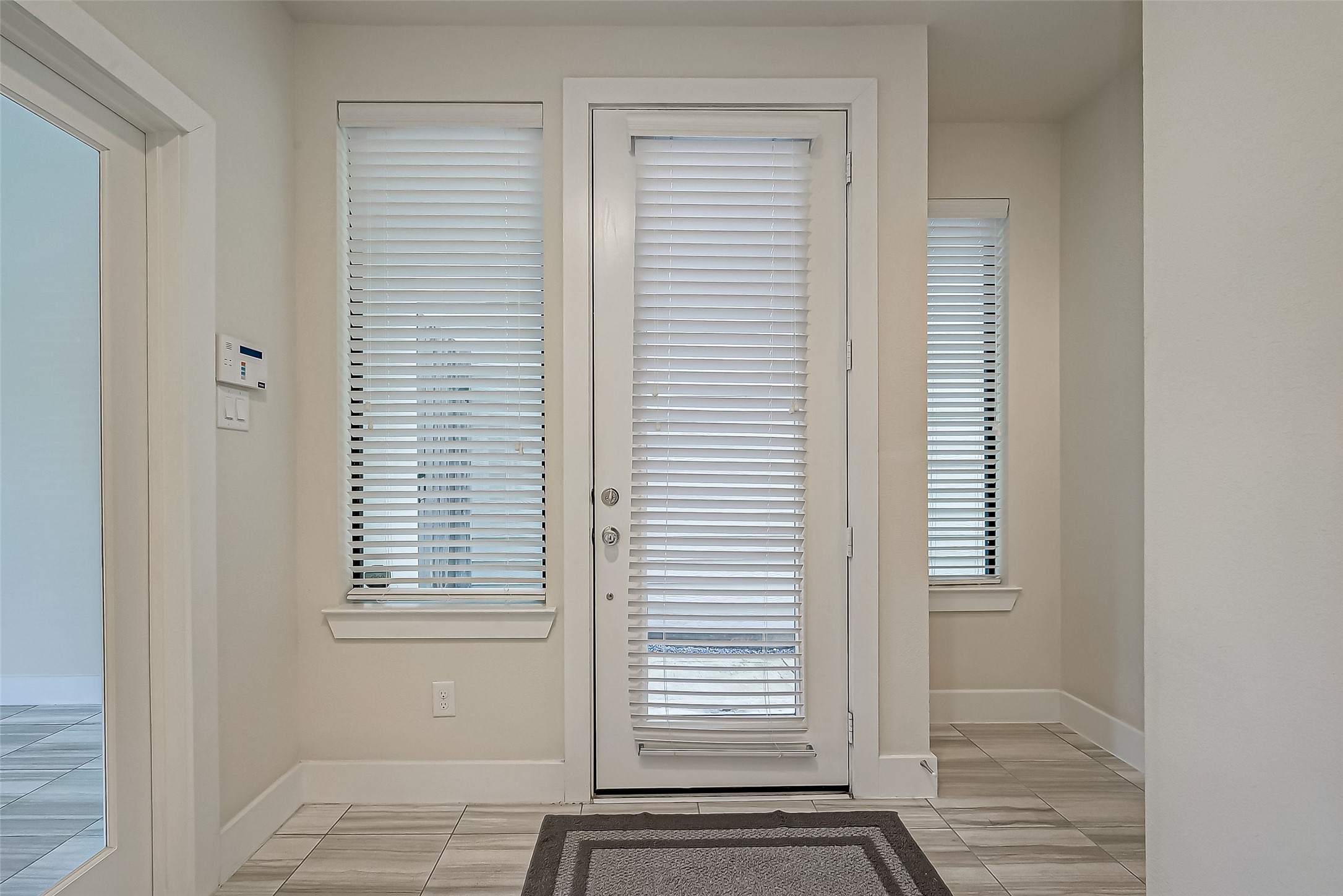 4025 Tulane Street Houston, TX 77018 - Photo 3 of 43 a view of a room that has a window in it