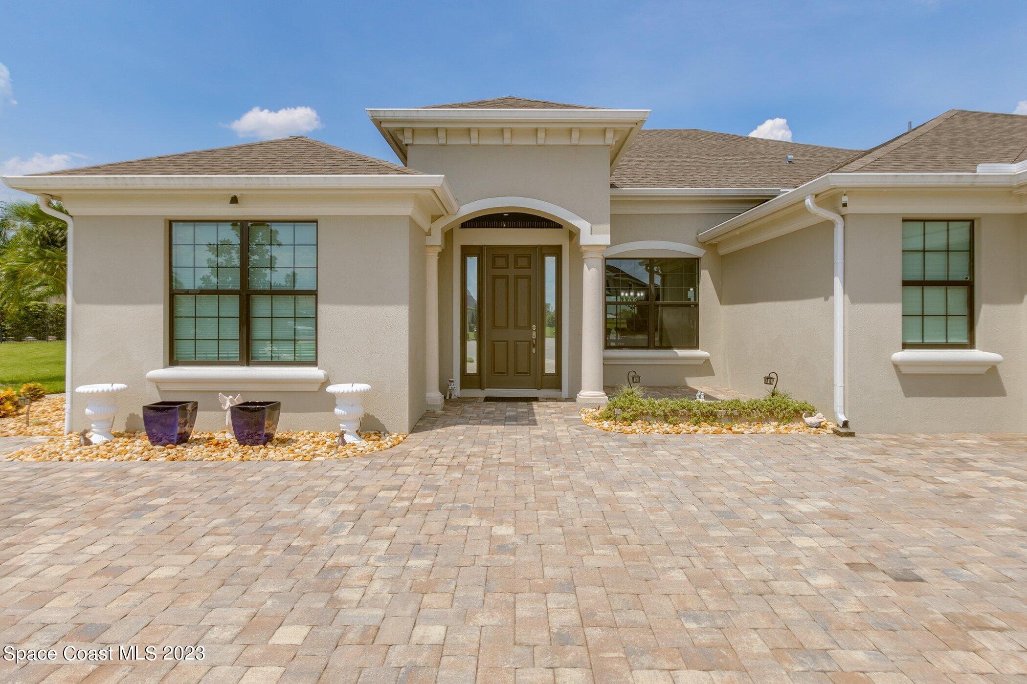 7729 Kerrington Drive Melbourne, FL 32940 - Photo 5 of 61 7729-Kerrington-103.jpg-SMALL