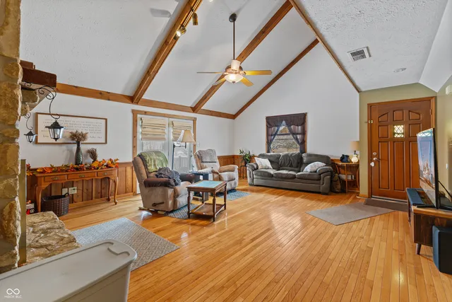 $335,000 | 290 Northridge Drive, Mooresville, IN 46158