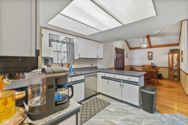 $335,000 | 290 Northridge Drive, Mooresville, IN 46158