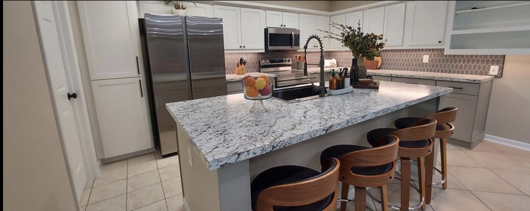 2537 River Ridge Conroe, TX 77385 - Photo 5 of 28 Kitchen View 3