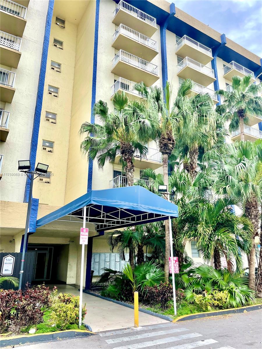 4550 Northwest 9th Street, Unit 101E Miami, FL 33126 - Photo 4 of 7