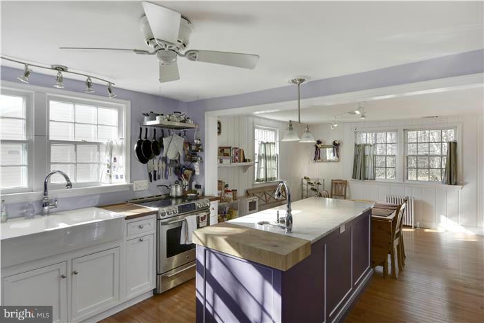 4003 Hummer Road Annandale, VA 22003 - Photo 9 of 24 Kitchen