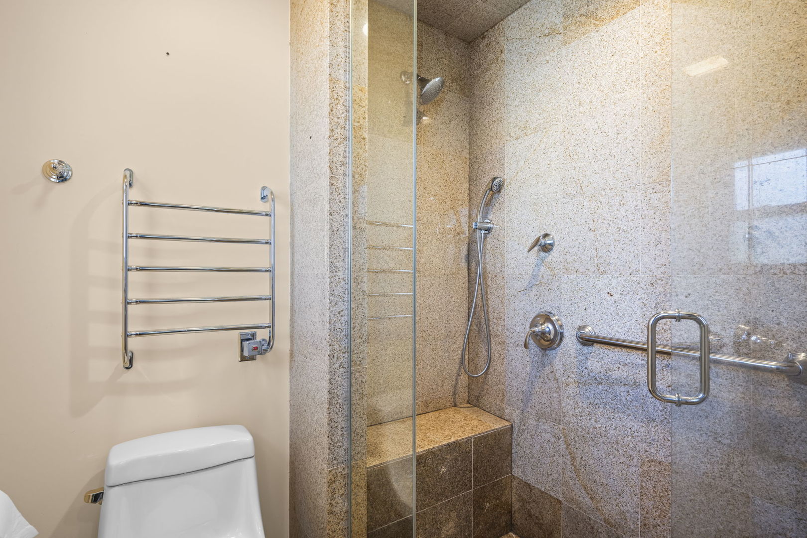 155 Lilac Lane Wheeling, IL 60090 - Photo 39 of 52 a bathroom with a shower a toilet and sink