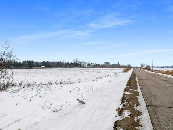 $999,900 | East Frontage Road, Little Suamico, WI 54141