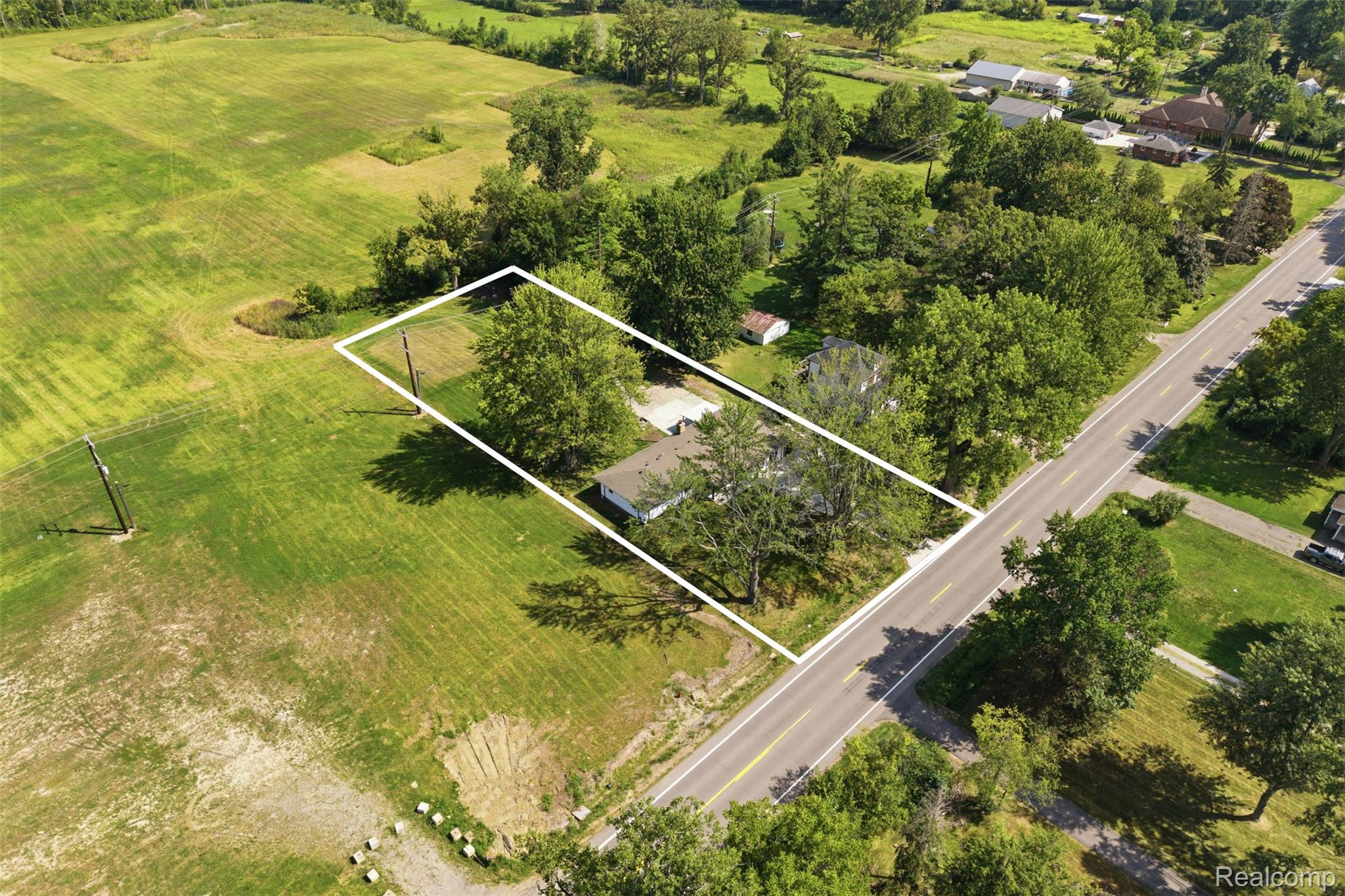 4655 Denton Road Canton, MI 48188 - Photo 52 of 54 Additional content