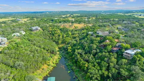 $1,100,000 | 100-200 Contrails Way, Spicewood, TX 78669
