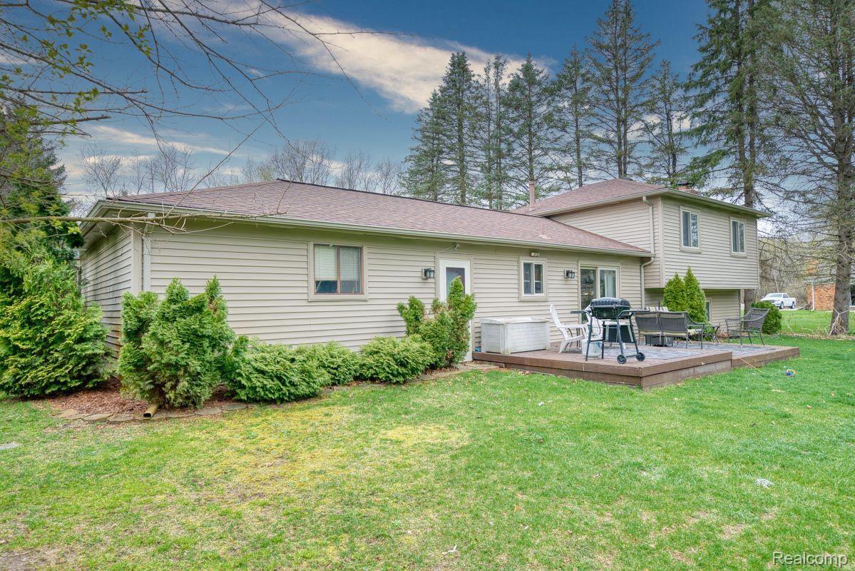 4420 Harvey Lake Road Highland, MI 48356 - Photo 27 of 30 Gallery Image 27