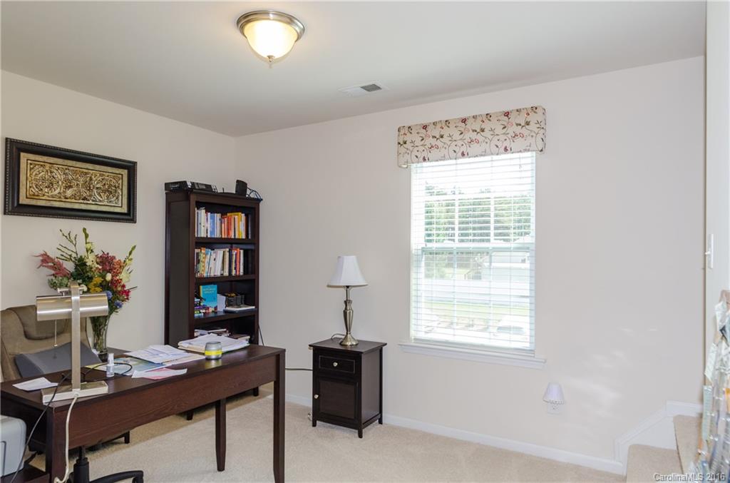 207 Waterlynn Ridge Road, Unit E Mooresville, NC 28117 - Photo 9 of 14 Gallery Image 9