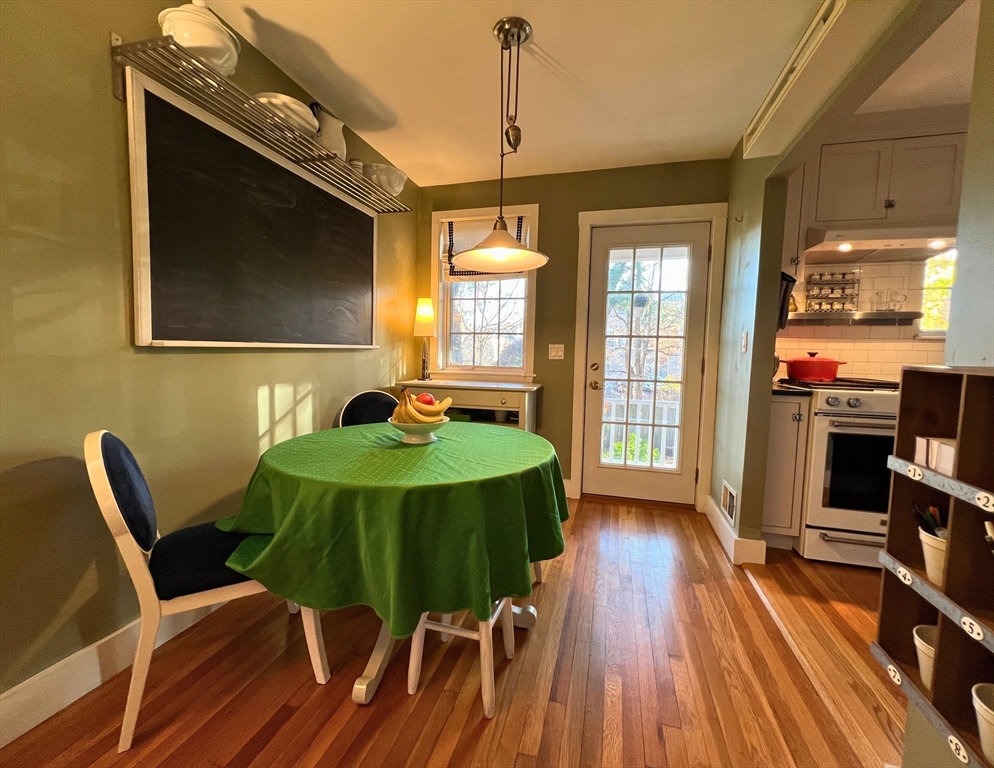 63 Linden Street, Unit 9 Wellesley, MA 02482 - Photo 9 of 20 Gallery Image 9
