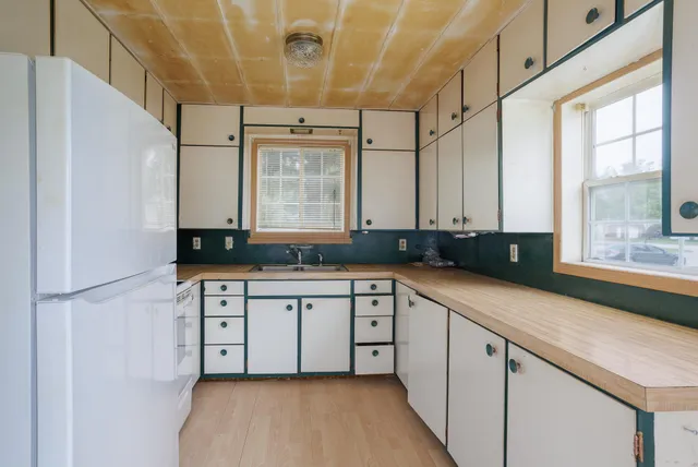 $74,900 | 607 St Johns Avenue Southeast, Red Lake Falls, MN 56750