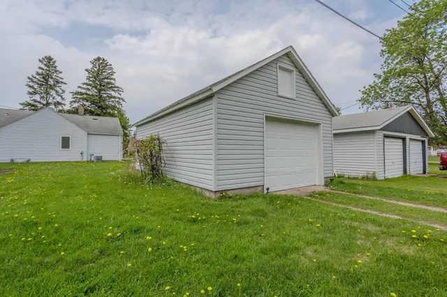 $74,900 | 607 St Johns Avenue Southeast, Red Lake Falls, MN 56750