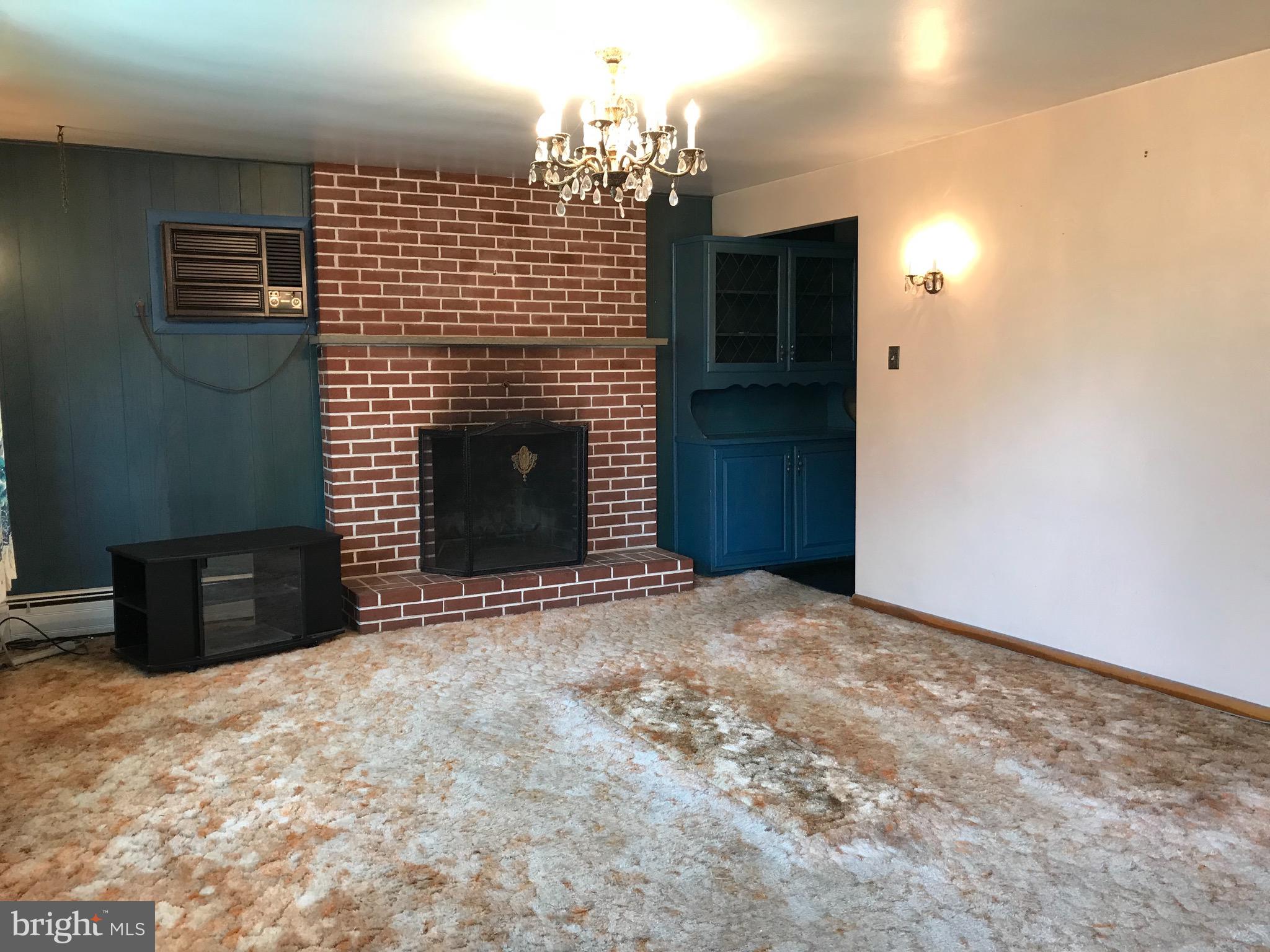 512 Upper Mainland Road Harleysville, PA 19438 - Photo 3 of 11 Living Room Fireplace