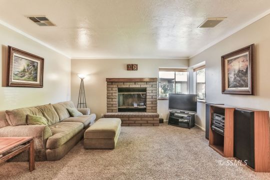 608 Sherwood Court Ridgecrest, CA 93555 - Photo 10 of 29 Gallery Image 10