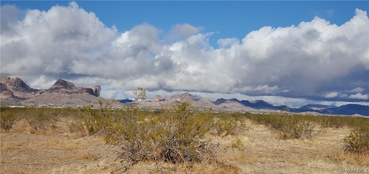 2660 Spinel Road Golden Valley, AZ 86413 - Photo 8 of 9 a view of ocean