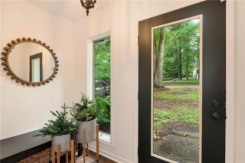 5045 Red Oak Lane Gainesville, GA 30506 - Photo 10 of 32