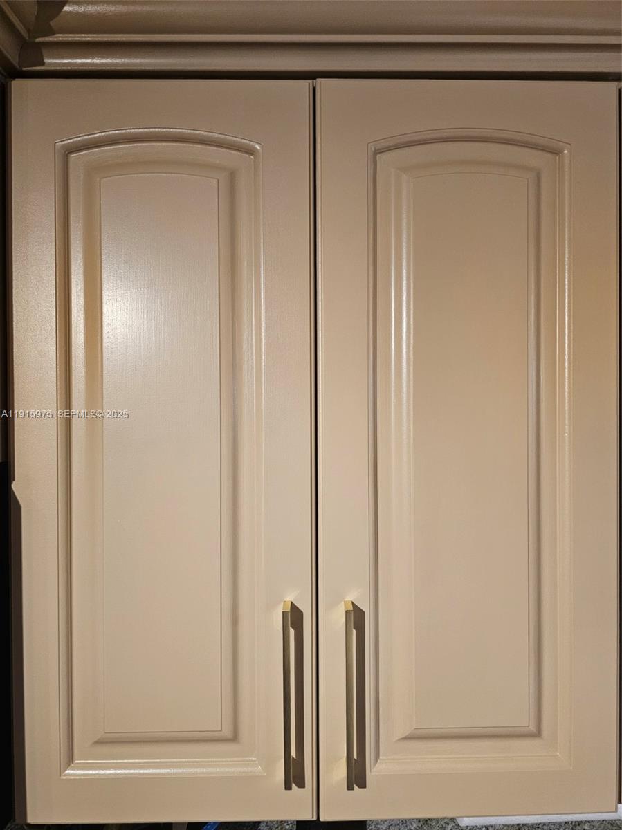 1800 North Andrews Avenue, Unit 2H Fort Lauderdale, FL 33311 - Photo 11 of 60 a view of a door