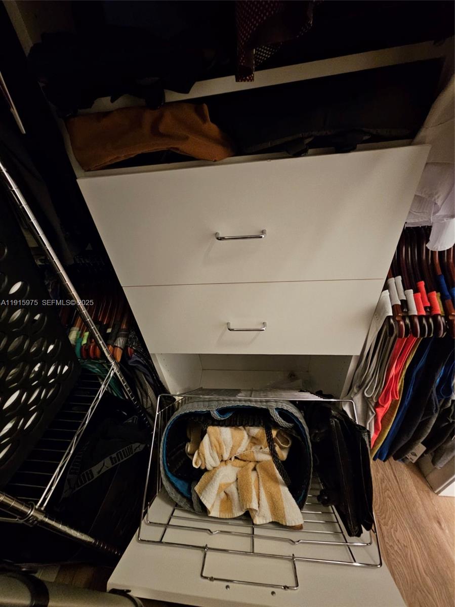 1800 North Andrews Avenue, Unit 2H Fort Lauderdale, FL 33311 - Photo 36 of 60 a close up of a fireplace