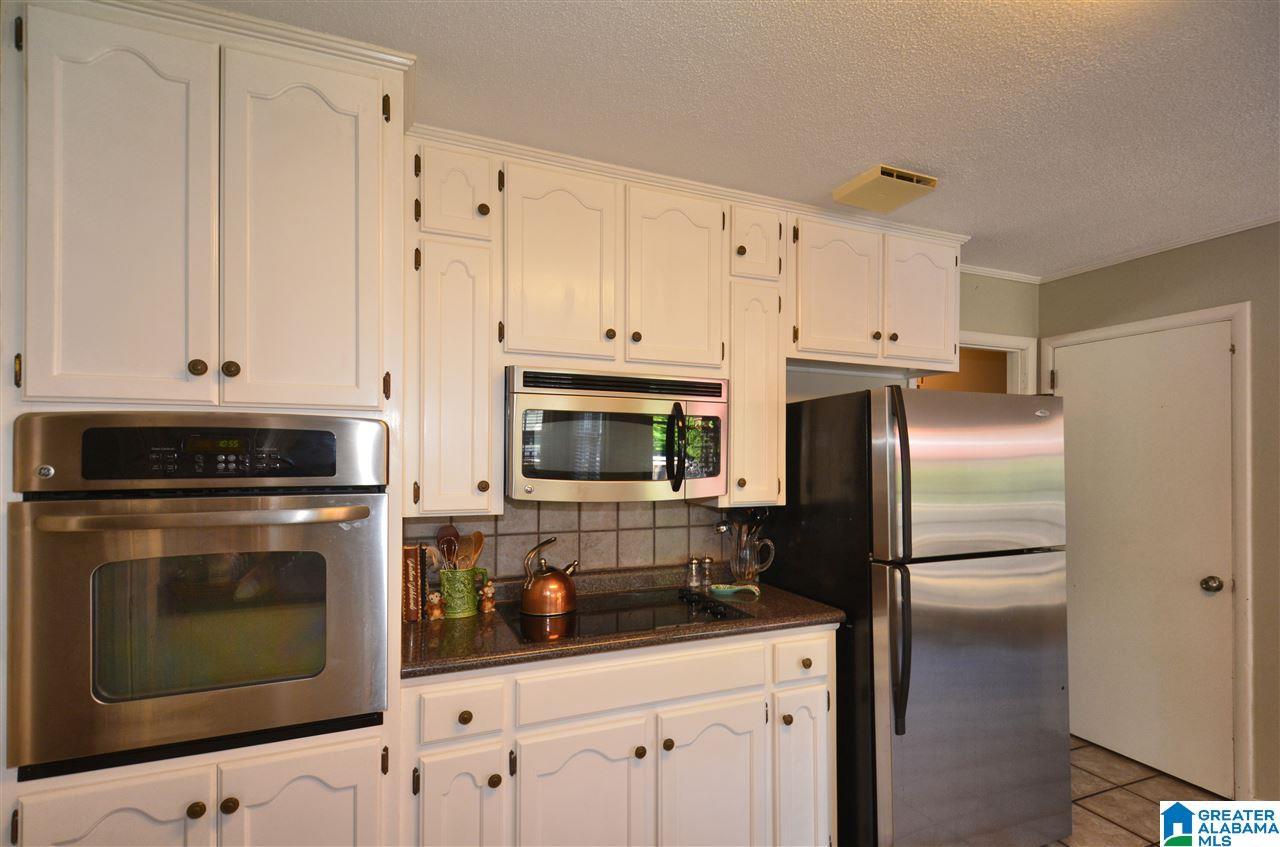 2216 Kent Way Birmingham, AL 35226 - Photo 16 of 46