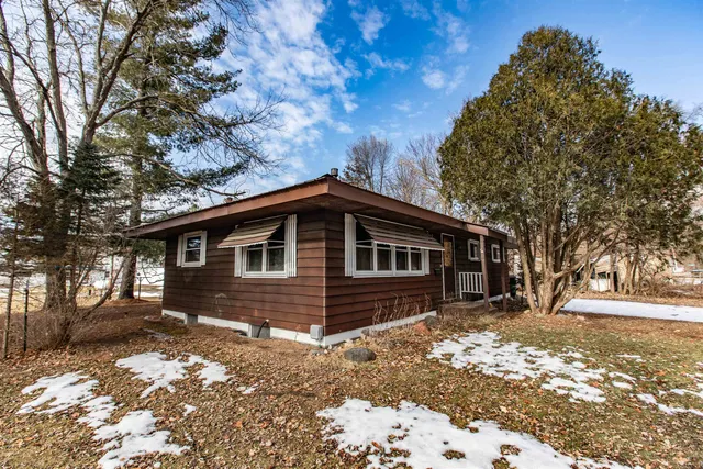 $225,000 | 230 South Ash Street, Lone Rock, WI 53556