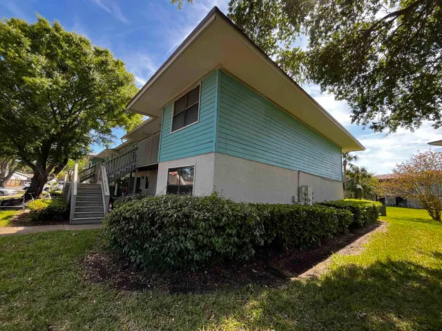 $180,000 | 650 West Pope Road, Unit 251, St. Augustine, FL 32080