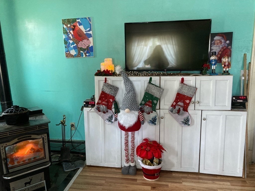 13 Leno Road Holland, MA 01521 - Photo 6 of 39