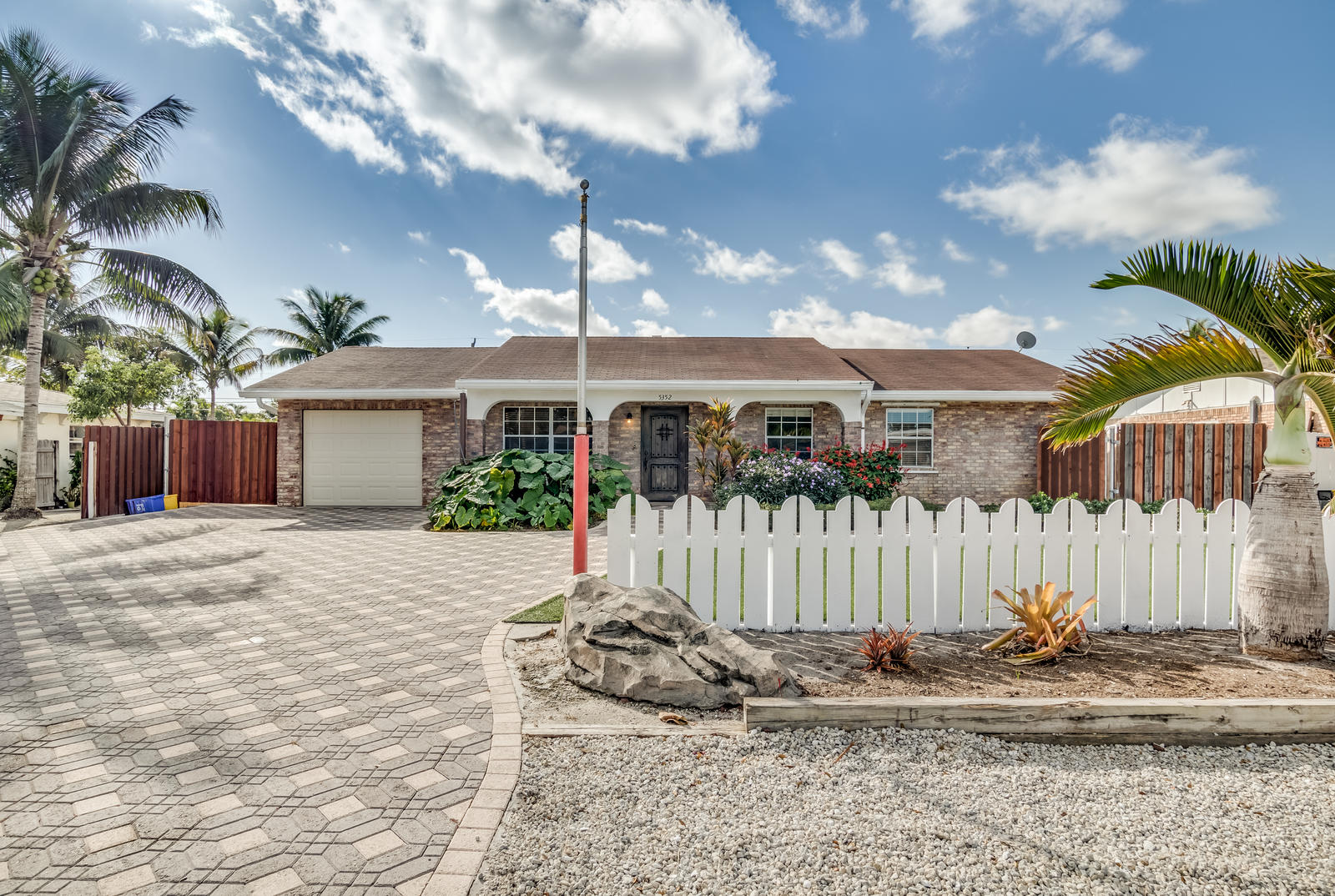 5352 Washington Road Delray Beach, FL 33484 - Photo 1 of 24 Exterior