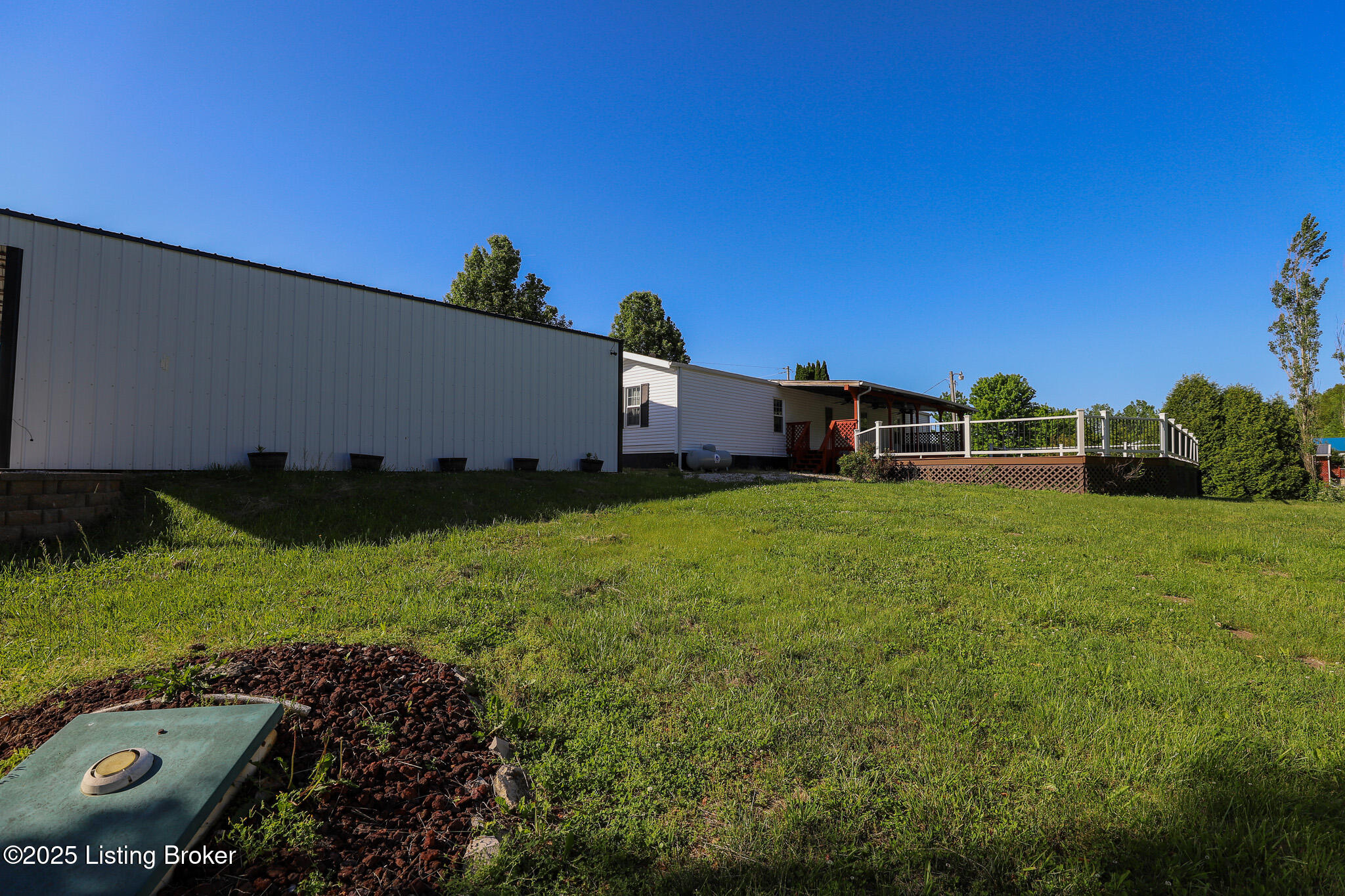 4015 Woodland Road Vine Grove, KY 40175 - Photo 10 of 39 IMG_0358