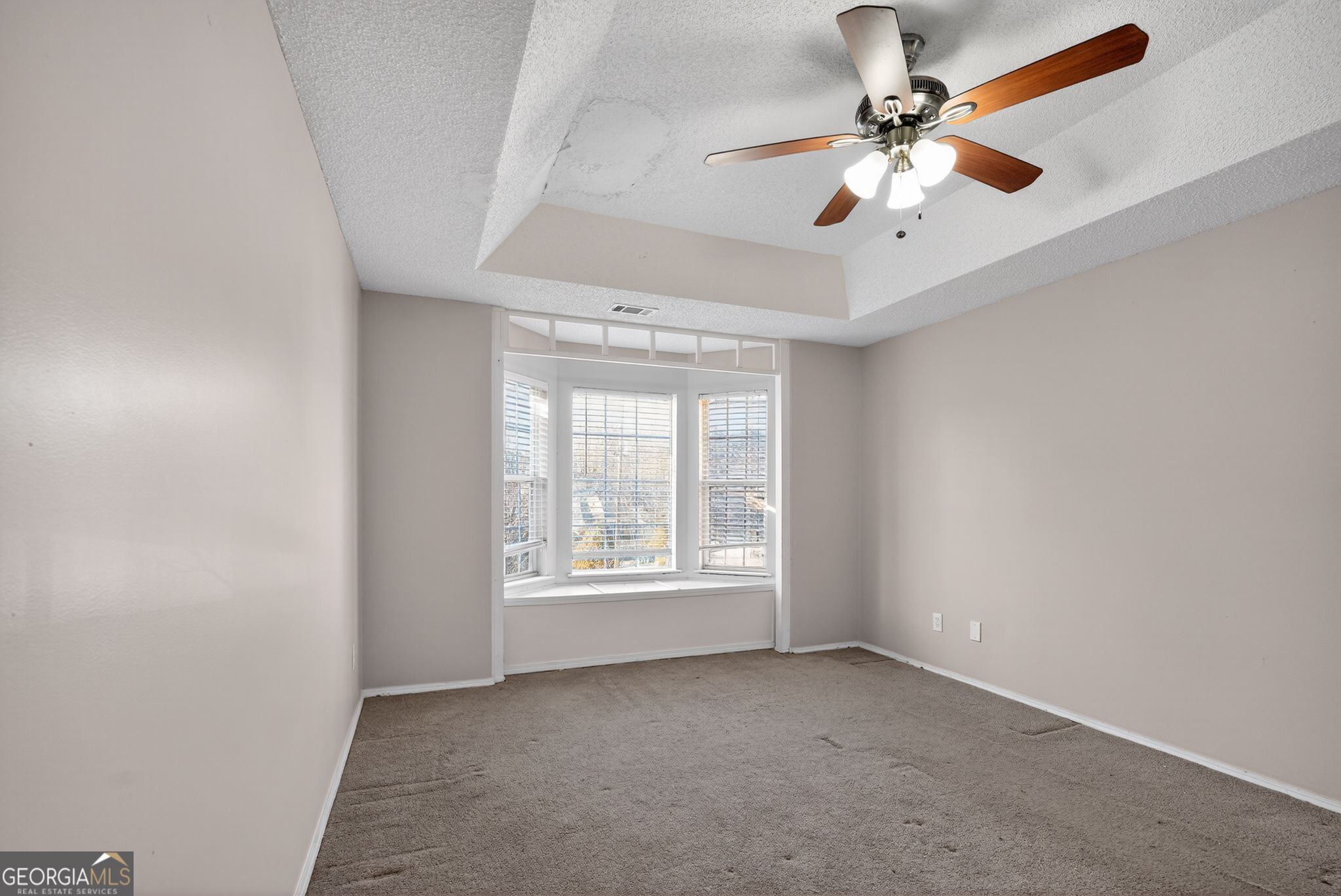 2046 Lown Farm Trail Lithonia, GA 30058 - Photo 5 of 35