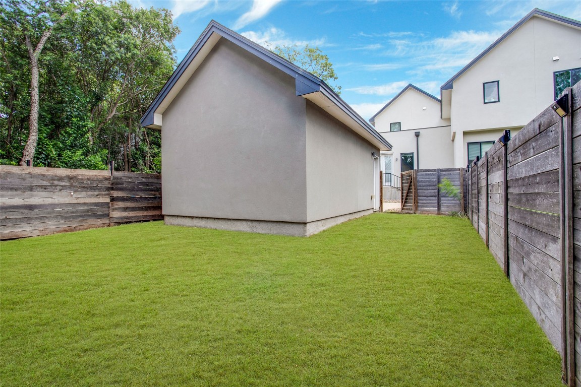 5402 Woodrow Avenue, Unit B Austin, TX 78756 - Photo 33 of 36 a view of outdoor space and yard