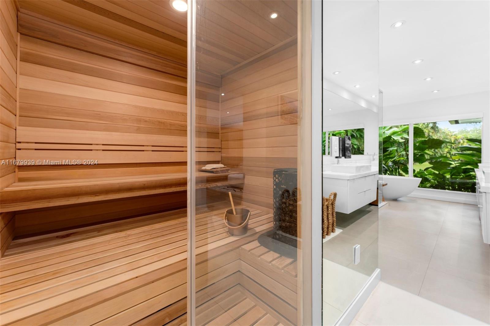 5851 Southwest 94th Street Pinecrest, FL 33156 - Photo 9 of 44