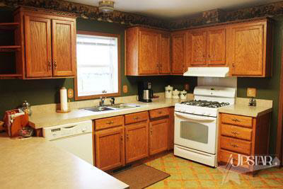 7703 Highway 6 Butler, IN 46721 - Photo 13 of 30