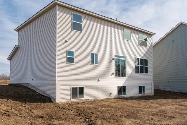 $464,900 | 2046 Coneflower Point, Buffalo, MN 55313