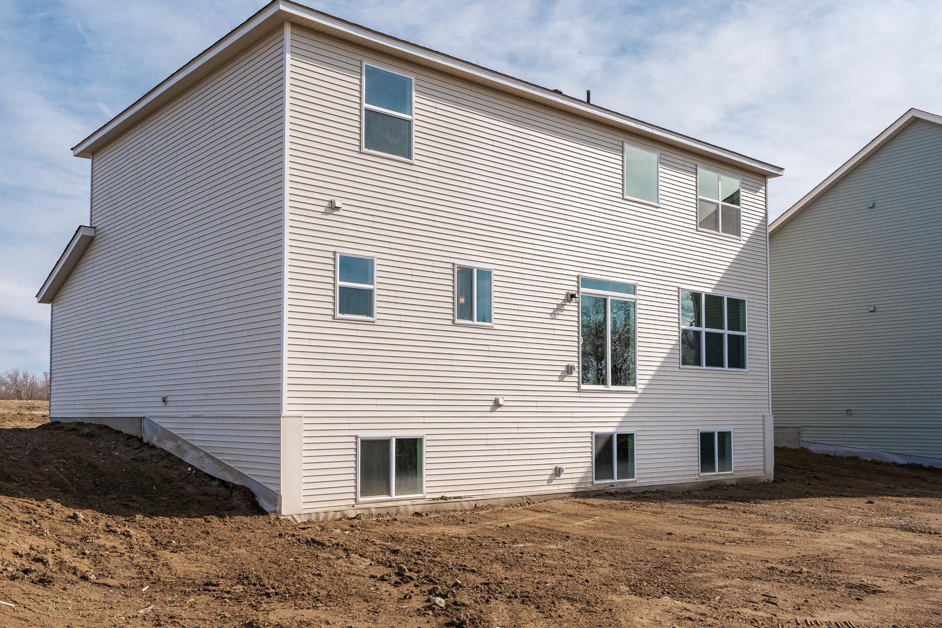 2046 Coneflower Point Buffalo, MN 55313 - Photo 2 of 12