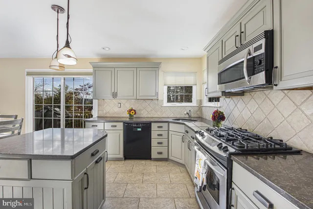 $695,900 | 3 Ironwood Drive, Collegeville, PA 19426