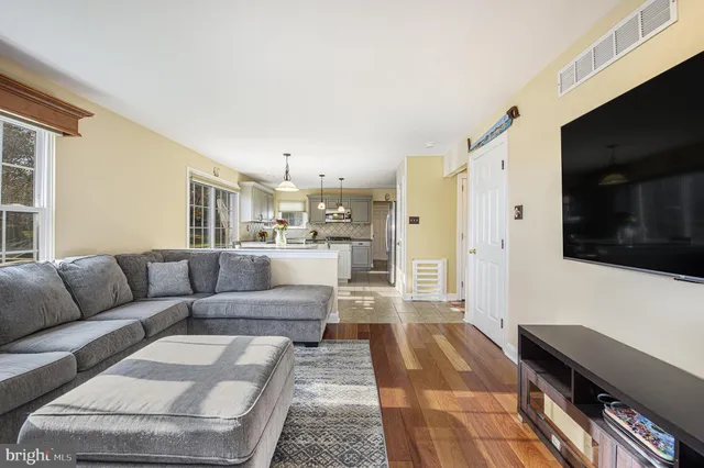 $695,900 | 3 Ironwood Drive, Collegeville, PA 19426