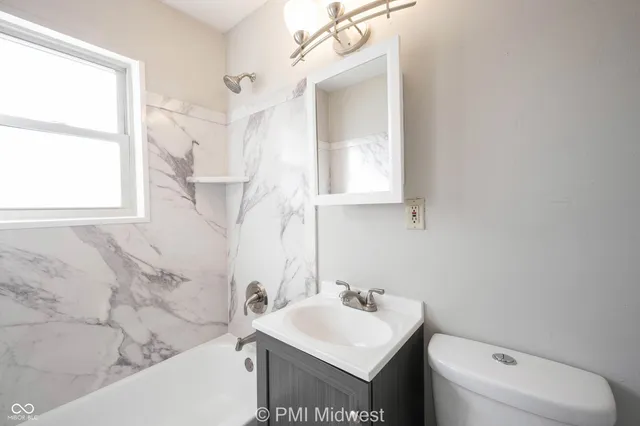 $849 | 140 East 19th Street, Unit 6, Indianapolis, IN 46202